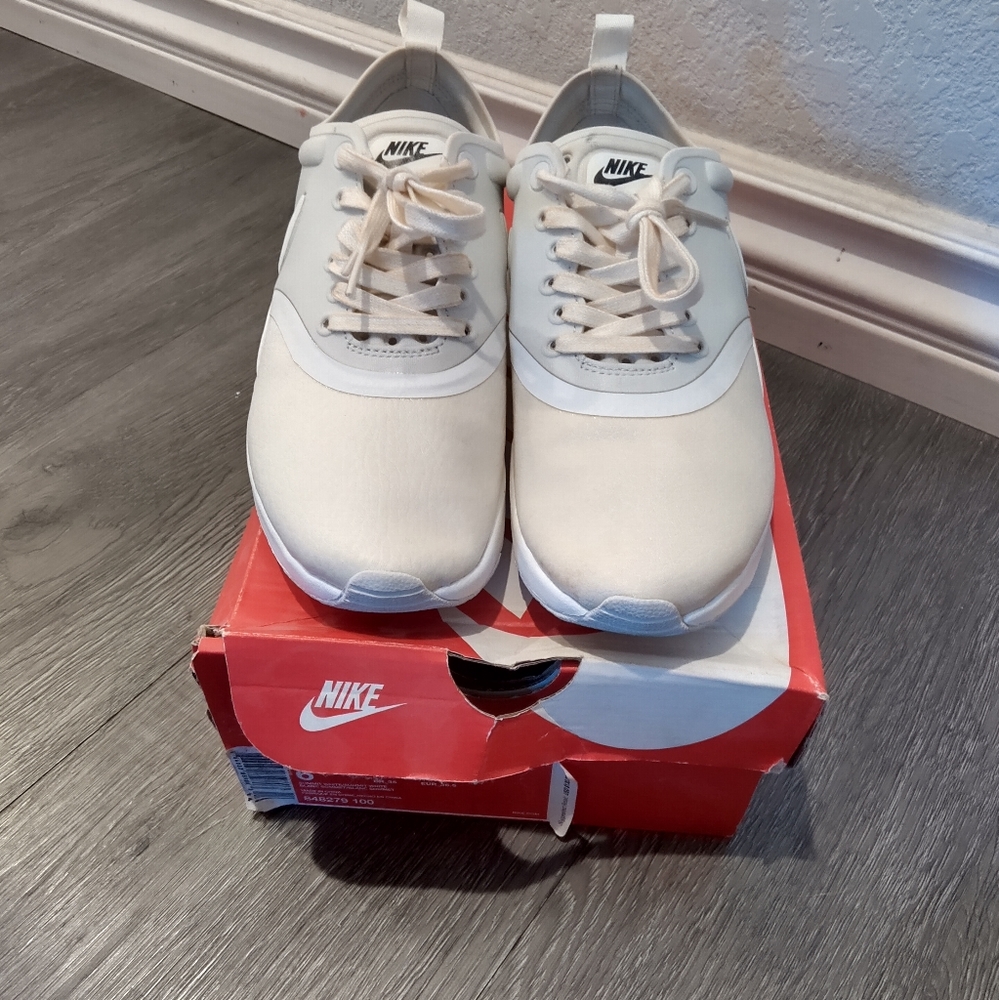 Women Nike Air Max Thea Ultra PRM Size 6